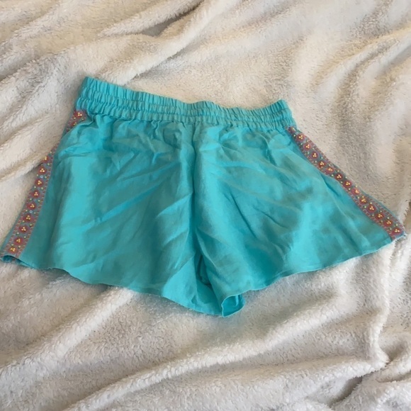 Worn once vineyard vines linen shorts size XS - Picture 4 of 4